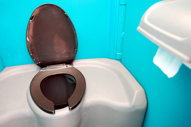 Best Portable toilet rental cost  in Derby, KS