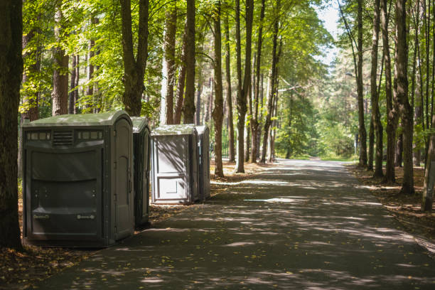 Best Portable bathroom rental  in Derby, KS